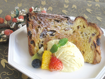 クリスマスのお菓子パネトン